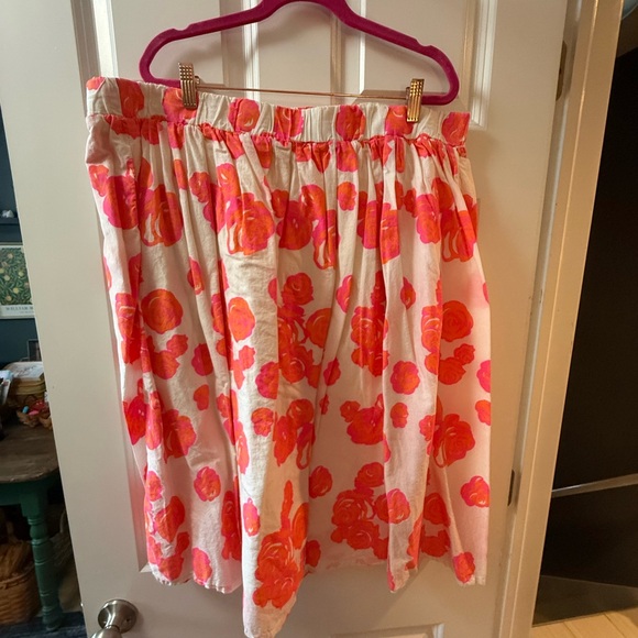 Lane Bryant Dresses & Skirts - Lane Bryant Pink and White Floral A-Line Skirt